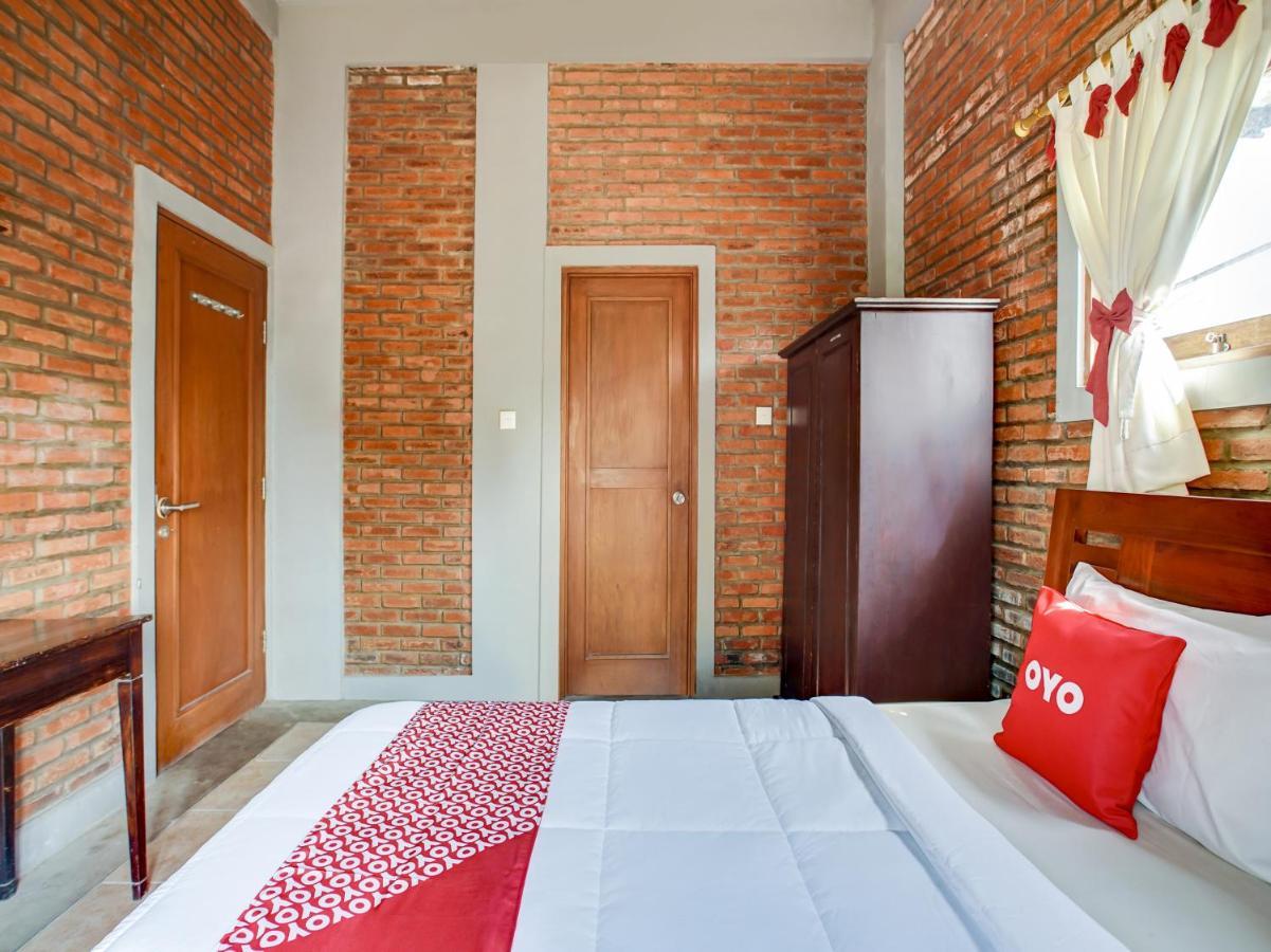 Oyo 3896 Villa Pesona Wisata Puncak Cianjur Exteriér fotografie